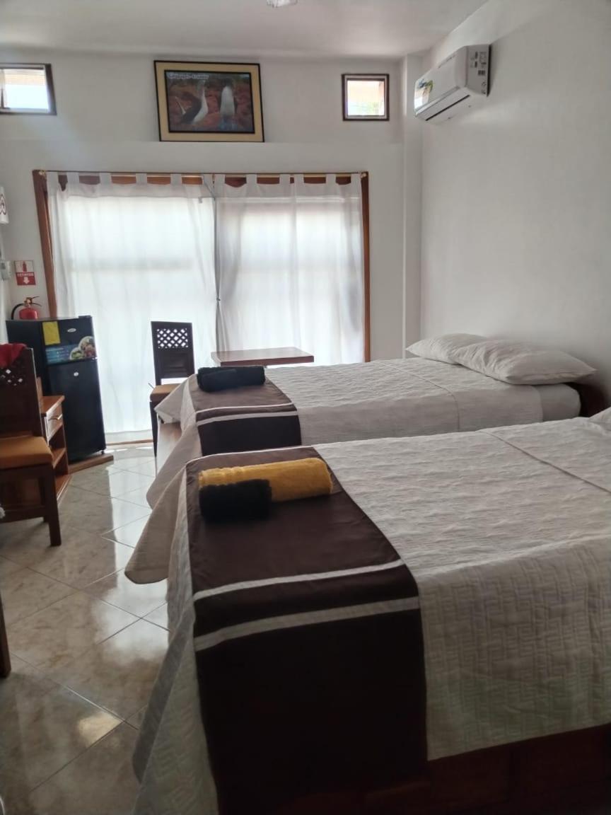 Alojamiento Villa Mar 푸에르토아요라 외부 사진
